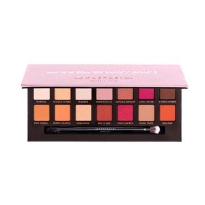 NIB Anastasia Beverly Hills Modern Renaissance Eye Shadow Palette